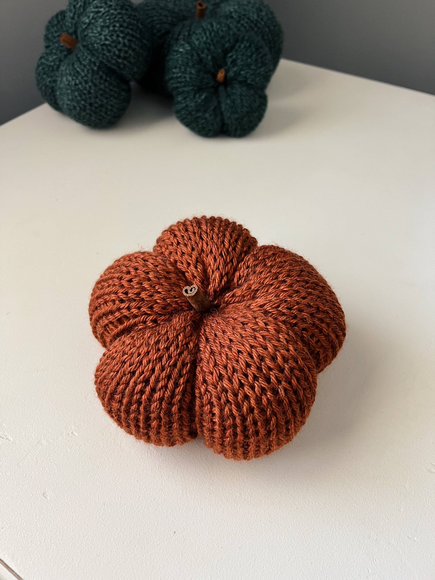 Knitted Pumpkin - Rust *pre-order