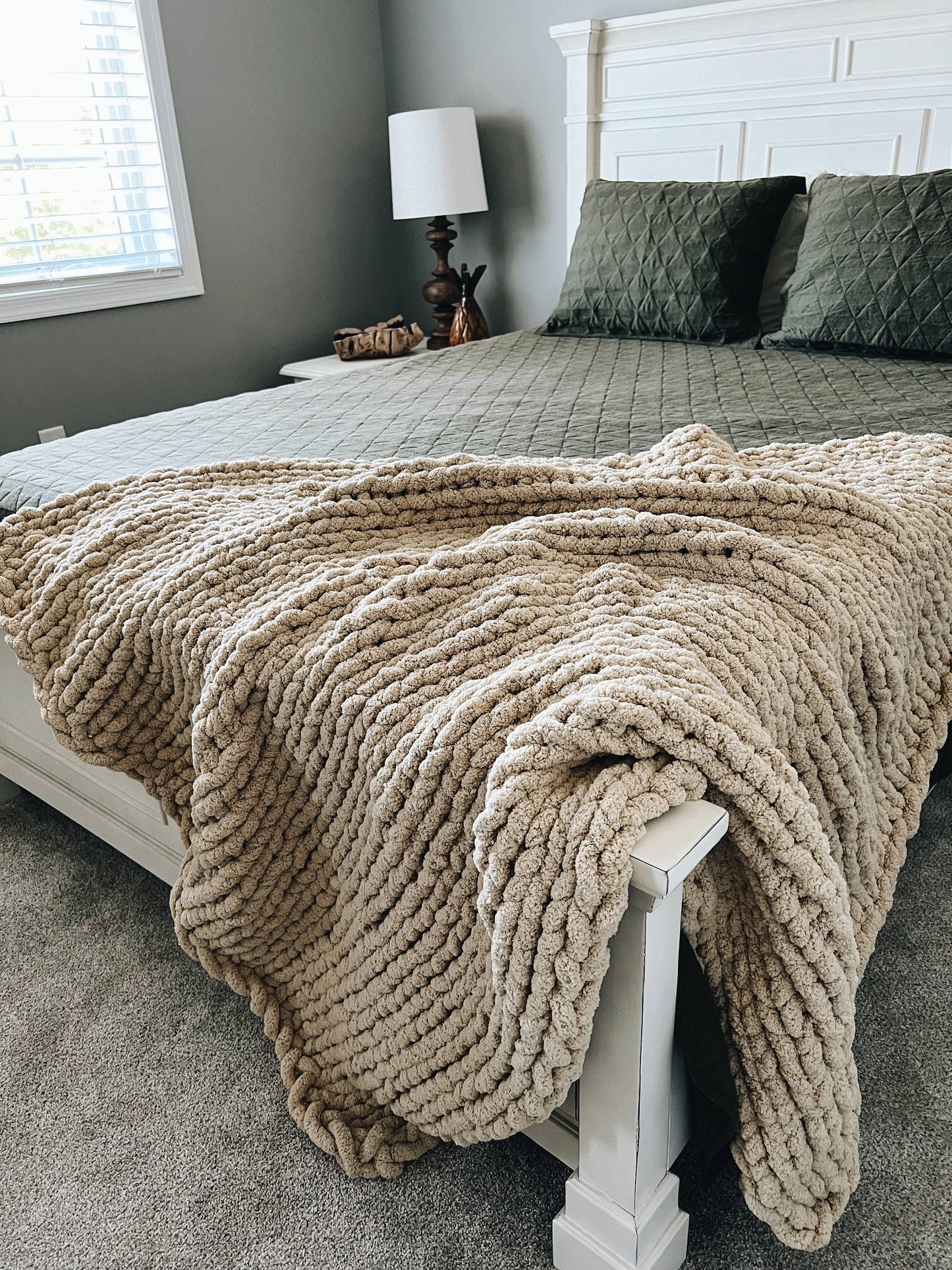 Chunky Knit Chenille Throw Blanket *pre-order