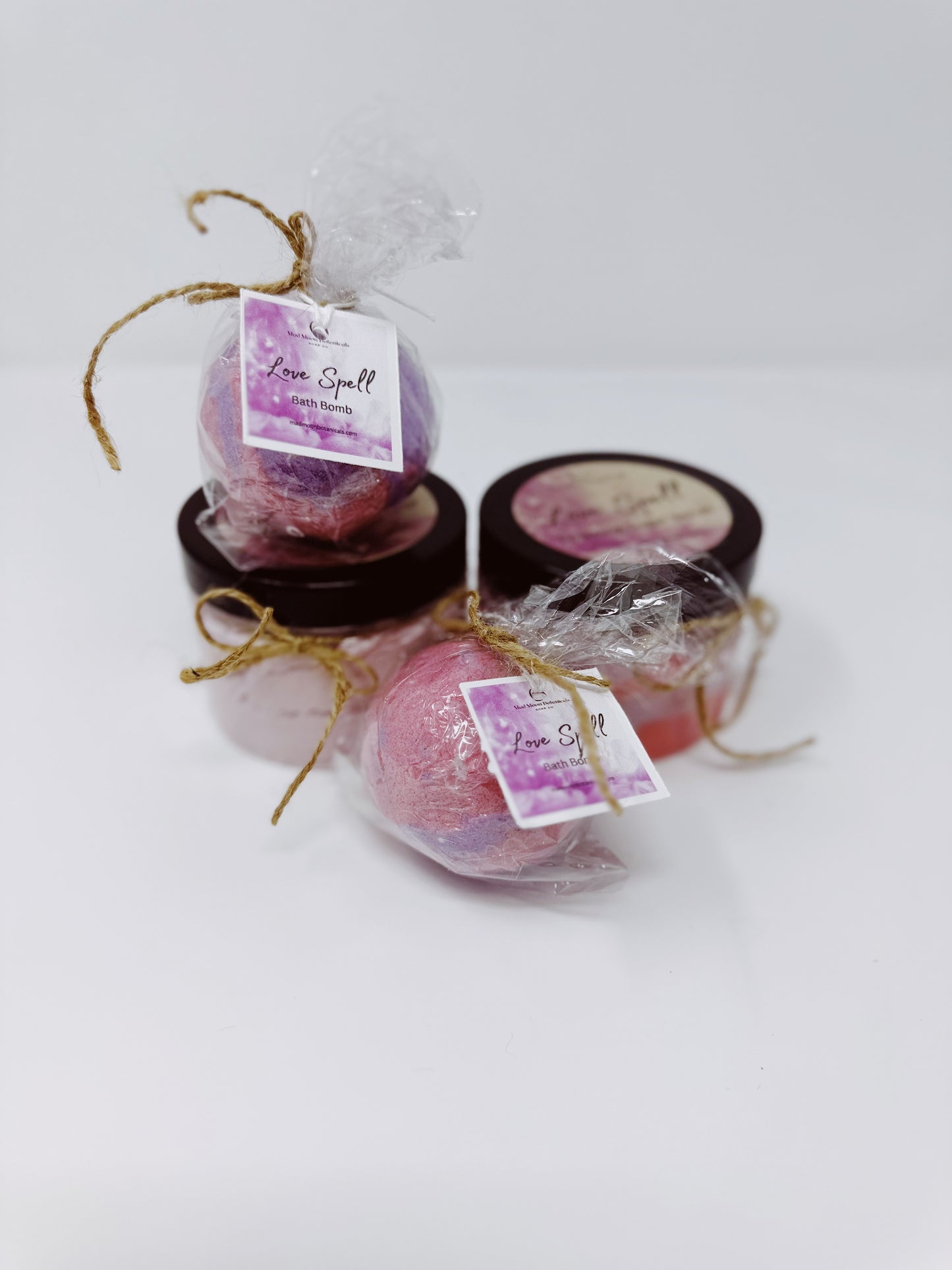 Love Spell Bath Bomb