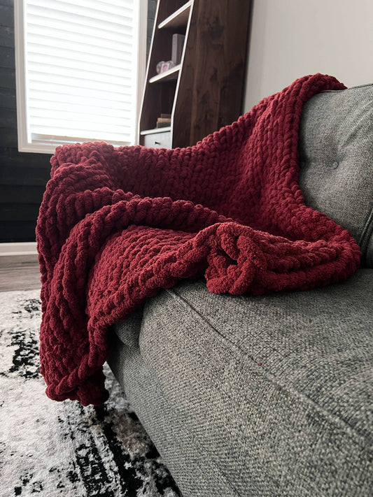 Chunky Knit Chenille Throw Blanket - Cranberry