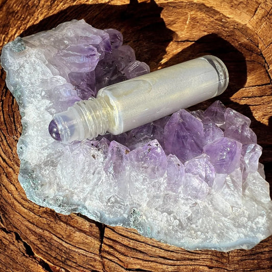 Moonlight Nectar Highlighter with Amethyst Crystal Roller